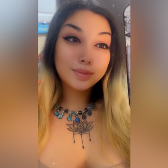 Mermaid’s Treasure- 3 PC Sea Glass Jewelry Set - Necklace, Earrings & Bracelet - Picture 8 of 8